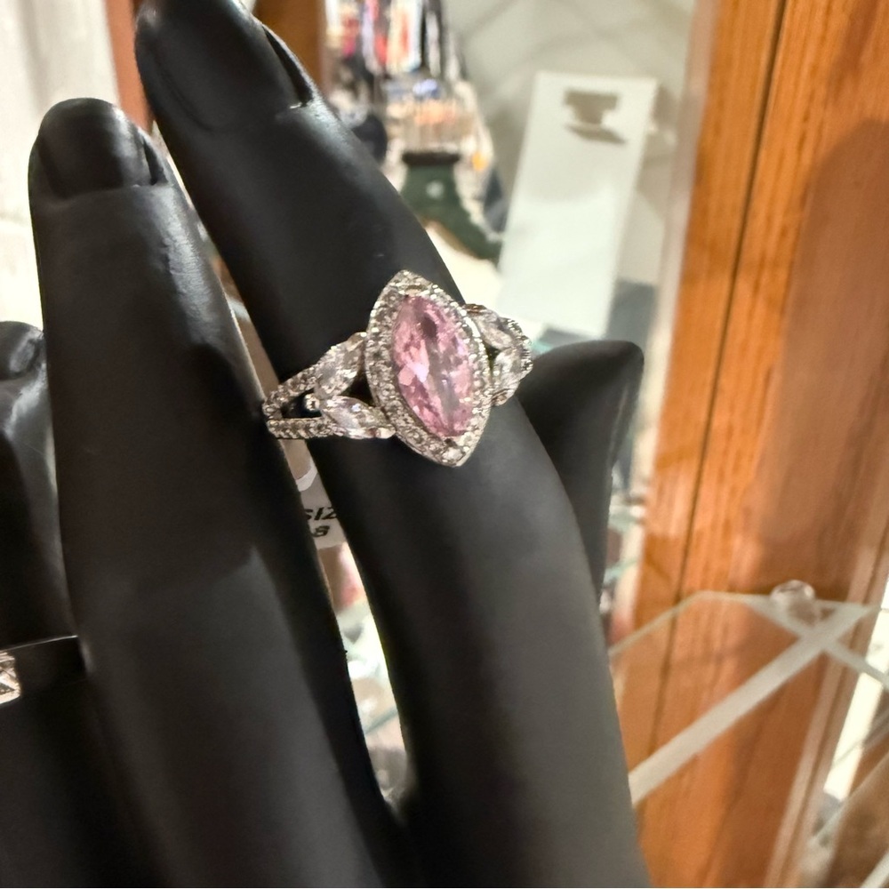 Gorgouse Split Shank Halo Pink marquise Gemstone Silver Ring Size 8